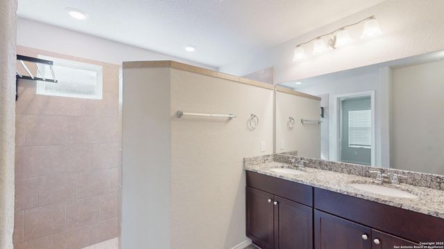 2076 Meadow Pipit, New Braunfels, TX 78130
