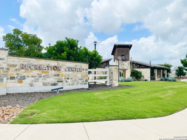 2076 Meadow Pipit, New Braunfels, TX 78130