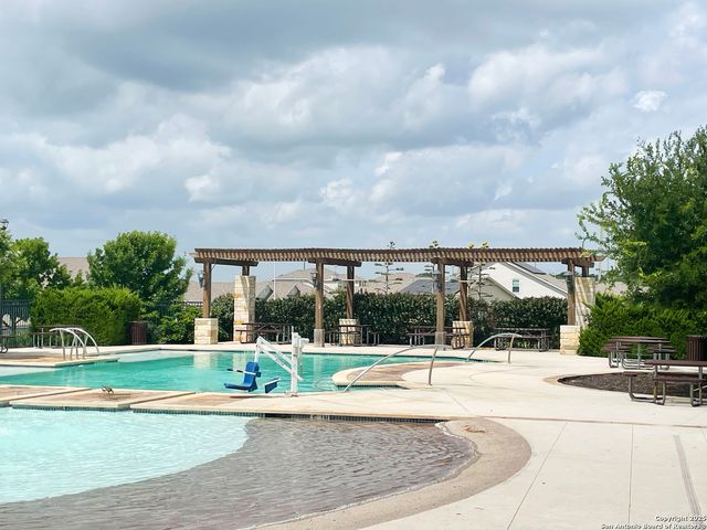 2076 Meadow Pipit, New Braunfels, TX 78130