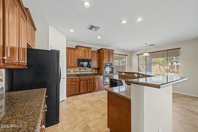 20037 N SANTA CRUZ Drive, Maricopa, AZ 85138