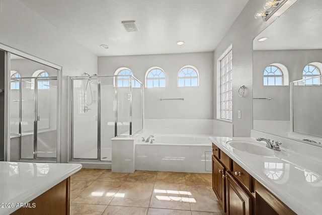 20037 N SANTA CRUZ Drive, Maricopa, AZ 85138