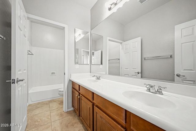 20037 N SANTA CRUZ Drive, Maricopa, AZ 85138