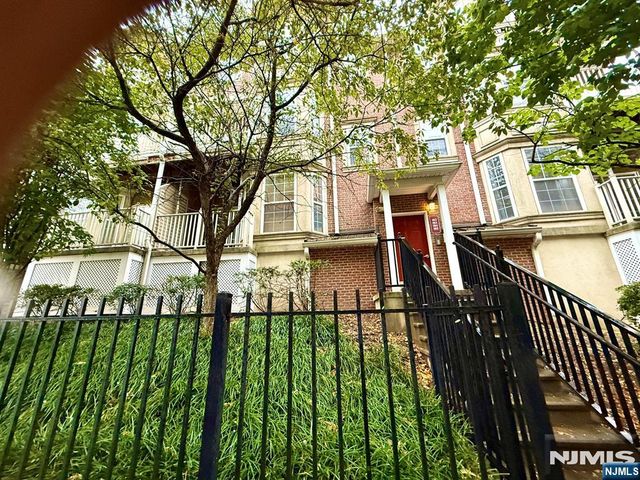 201 Dey Street 183, Harrison, NJ 07029