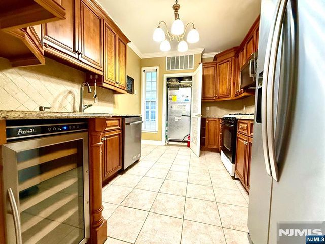 201 Dey Street 183, Harrison, NJ 07029