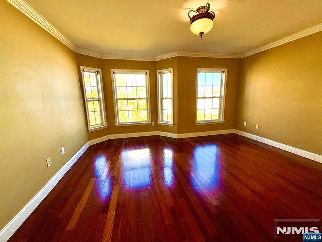 201 Dey Street 183, Harrison, NJ 07029