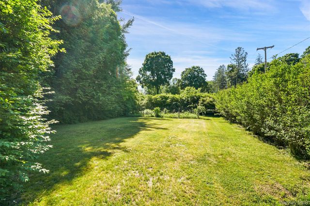 453 Old Post Road, Bedford, NY 10506
