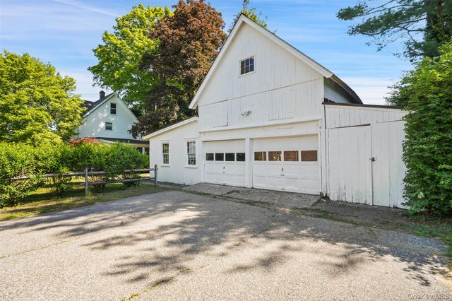 453 Old Post Road, Bedford, NY 10506