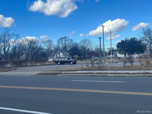 521 E 7 Mile Road, Highland Park, MI 48203