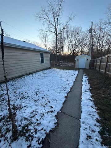 1506 Louisedale Drive, Fort Wayne, IN 46808