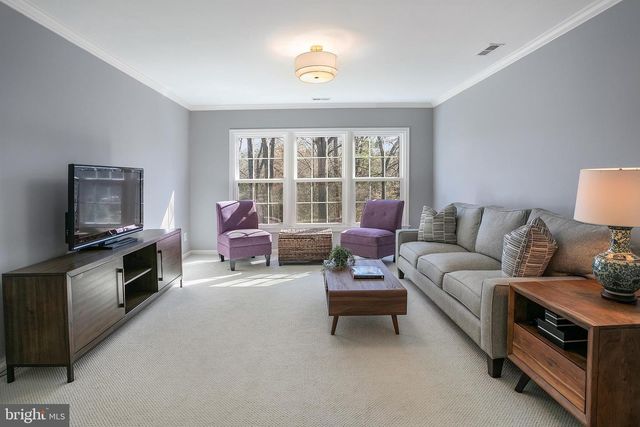 8318 COMANCHE CT, Bethesda, MD 20817