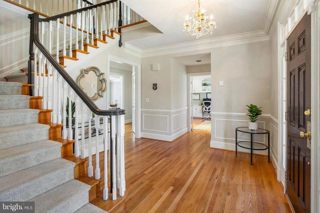 8318 COMANCHE CT, Bethesda, MD 20817