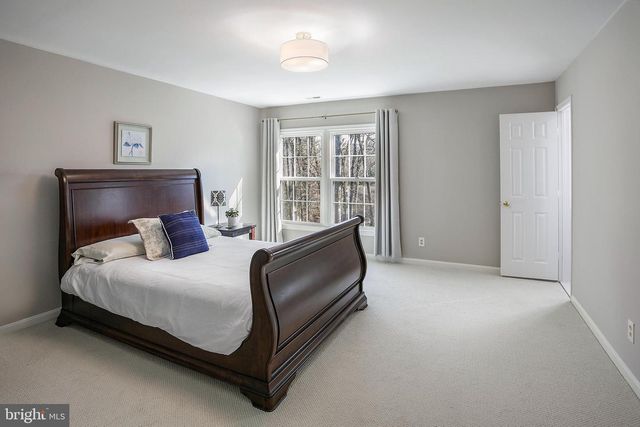 8318 COMANCHE CT, Bethesda, MD 20817