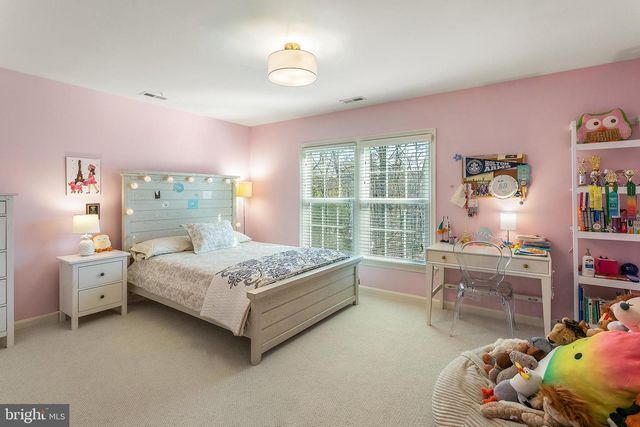 8318 COMANCHE CT, Bethesda, MD 20817