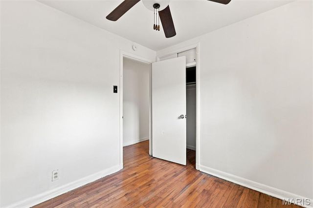 1145 Glenside Lane, University City, MO 63130