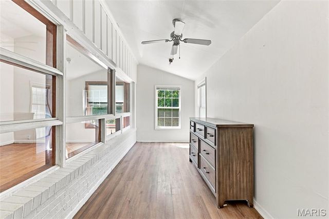 1145 Glenside Lane, University City, MO 63130