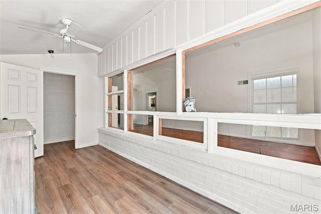 1145 Glenside Lane, University City, MO 63130