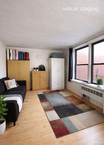 8720 175th Street 6J, Jamaica, NY 11432