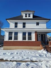 160 GARFIELD Avenue 1 ST FL, Mineola, NY 11501