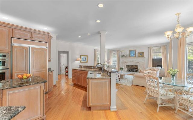 1849 S Woodside LN, Virginia Beach, VA 23454