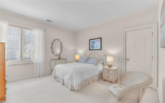 1849 S Woodside LN, Virginia Beach, VA 23454