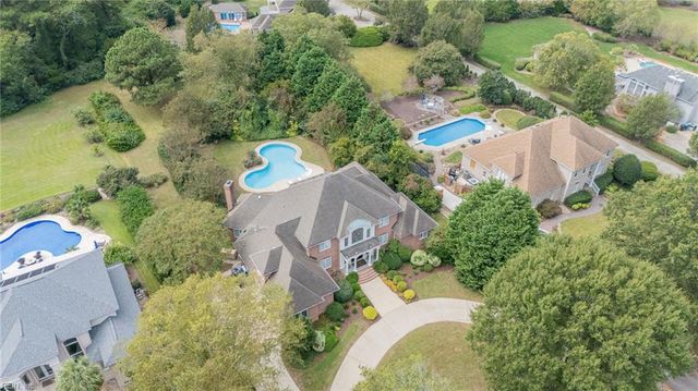 1849 S Woodside LN, Virginia Beach, VA 23454