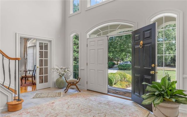 1849 S Woodside LN, Virginia Beach, VA 23454