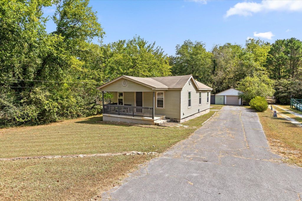 4026 Denham Road, Chattanooga, TN 37406