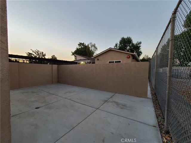 8412 Burnet Avenue, North Hills, CA 91343