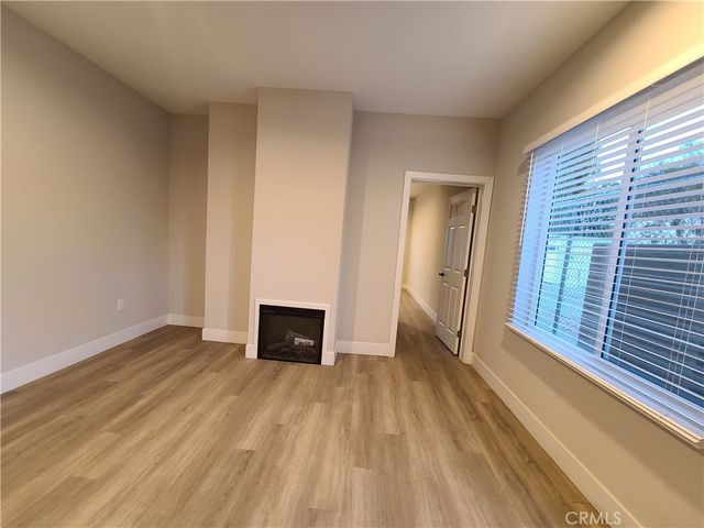 8412 Burnet Avenue, North Hills, CA 91343