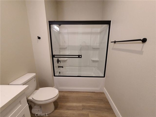 8412 Burnet Avenue, North Hills, CA 91343