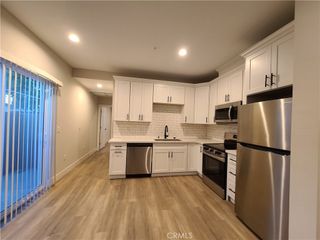 8412 Burnet Avenue, North Hills, CA 91343
