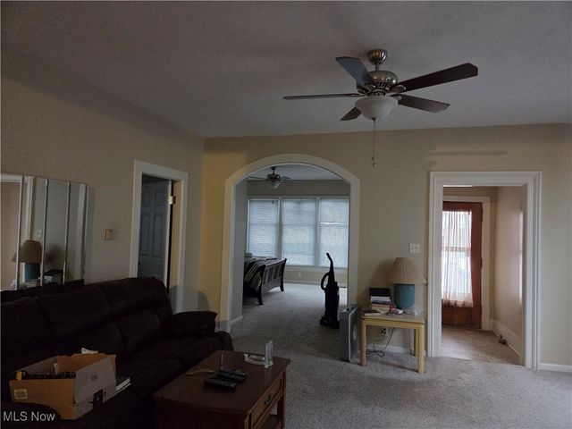 241 7th Street, Elyria, OH 44035