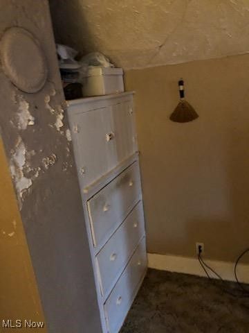 241 7th Street, Elyria, OH 44035