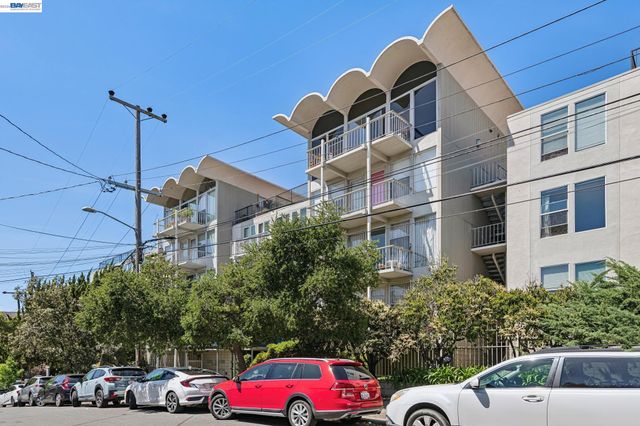 811 York St 326, Oakland, CA 94610