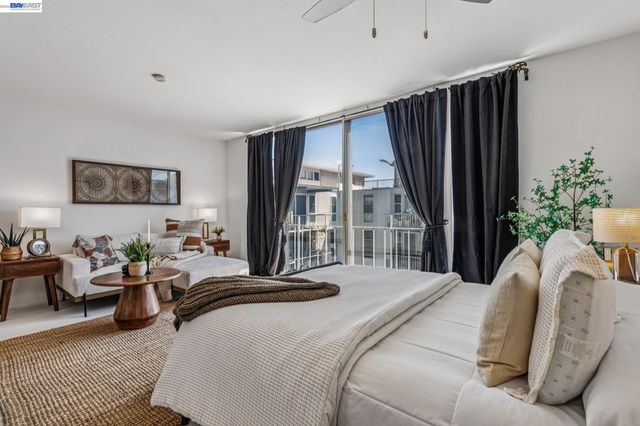 811 York St 326, Oakland, CA 94610