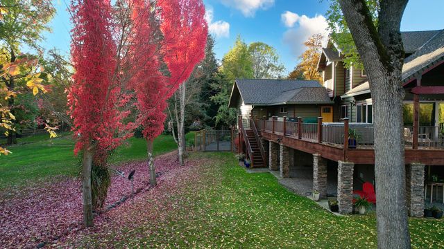 343 Rene Drive, Shady Cove, OR 97539