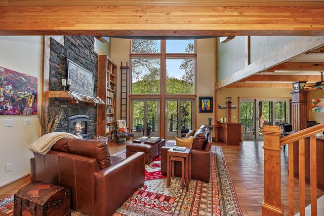 343 Rene Drive, Shady Cove, OR 97539