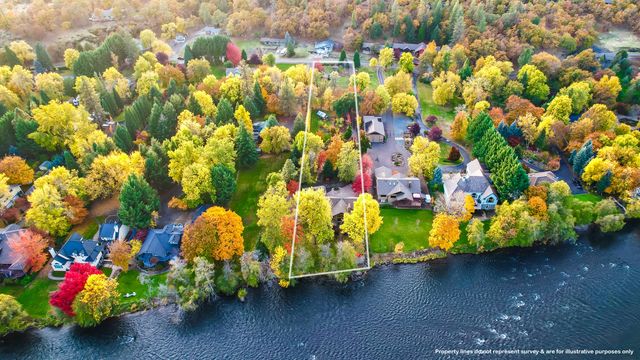 343 Rene Drive, Shady Cove, OR 97539