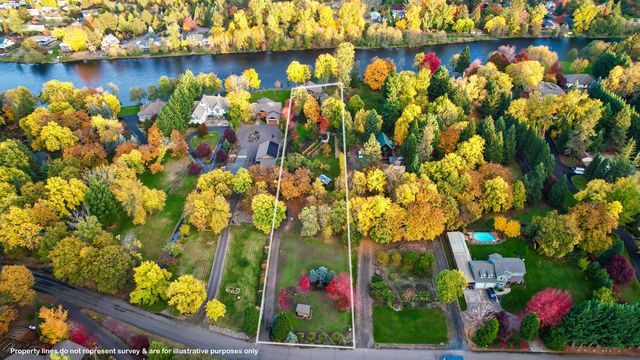 343 Rene Drive, Shady Cove, OR 97539