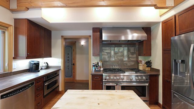 343 Rene Drive, Shady Cove, OR 97539