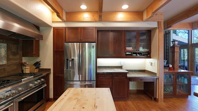 343 Rene Drive, Shady Cove, OR 97539