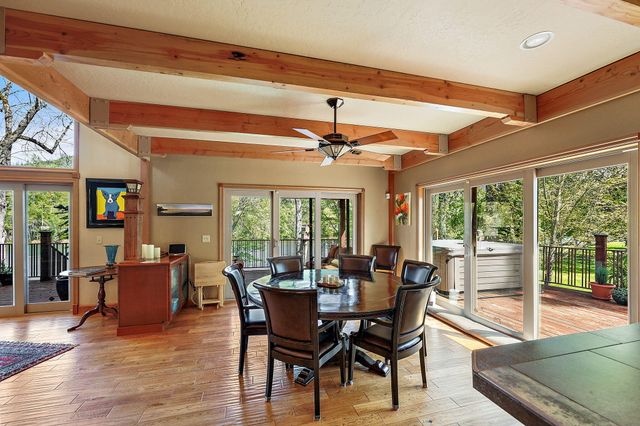 343 Rene Drive, Shady Cove, OR 97539