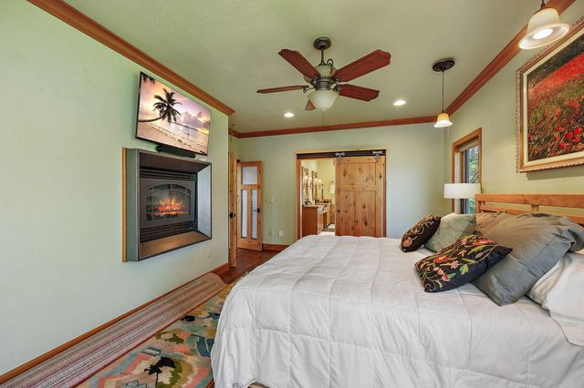 343 Rene Drive, Shady Cove, OR 97539