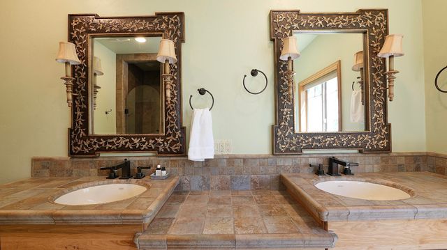 343 Rene Drive, Shady Cove, OR 97539