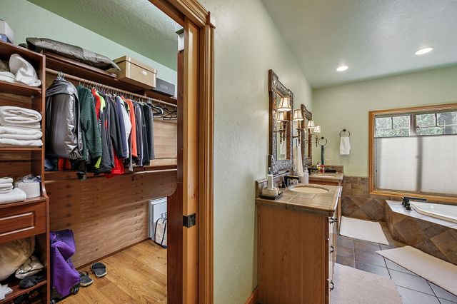 343 Rene Drive, Shady Cove, OR 97539