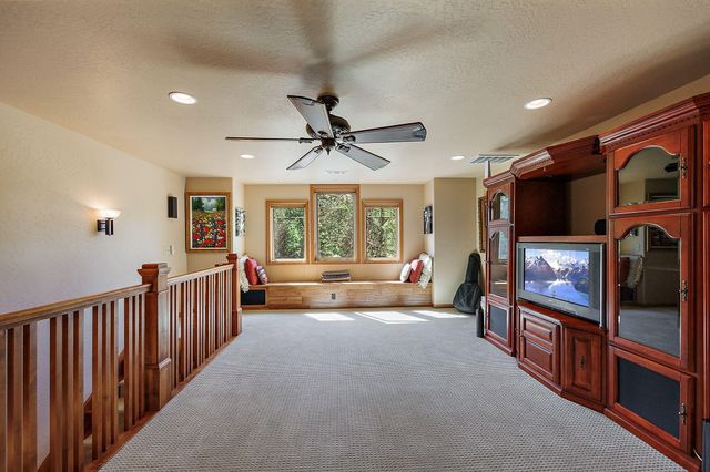 343 Rene Drive, Shady Cove, OR 97539