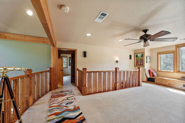 343 Rene Drive, Shady Cove, OR 97539