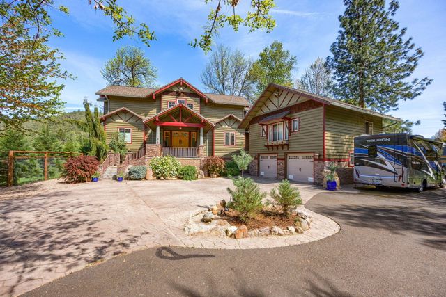 343 Rene Drive, Shady Cove, OR 97539