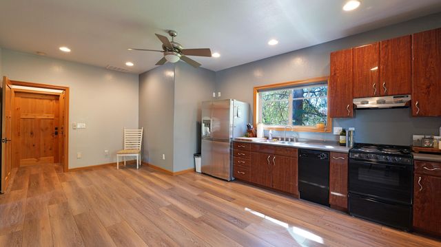 343 Rene Drive, Shady Cove, OR 97539