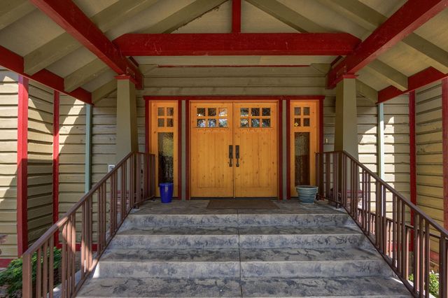 343 Rene Drive, Shady Cove, OR 97539